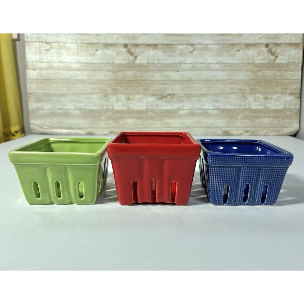 Lot of 3 Ceramic Berry Picnic Baskets Red Blue Green Ashland Home essentials